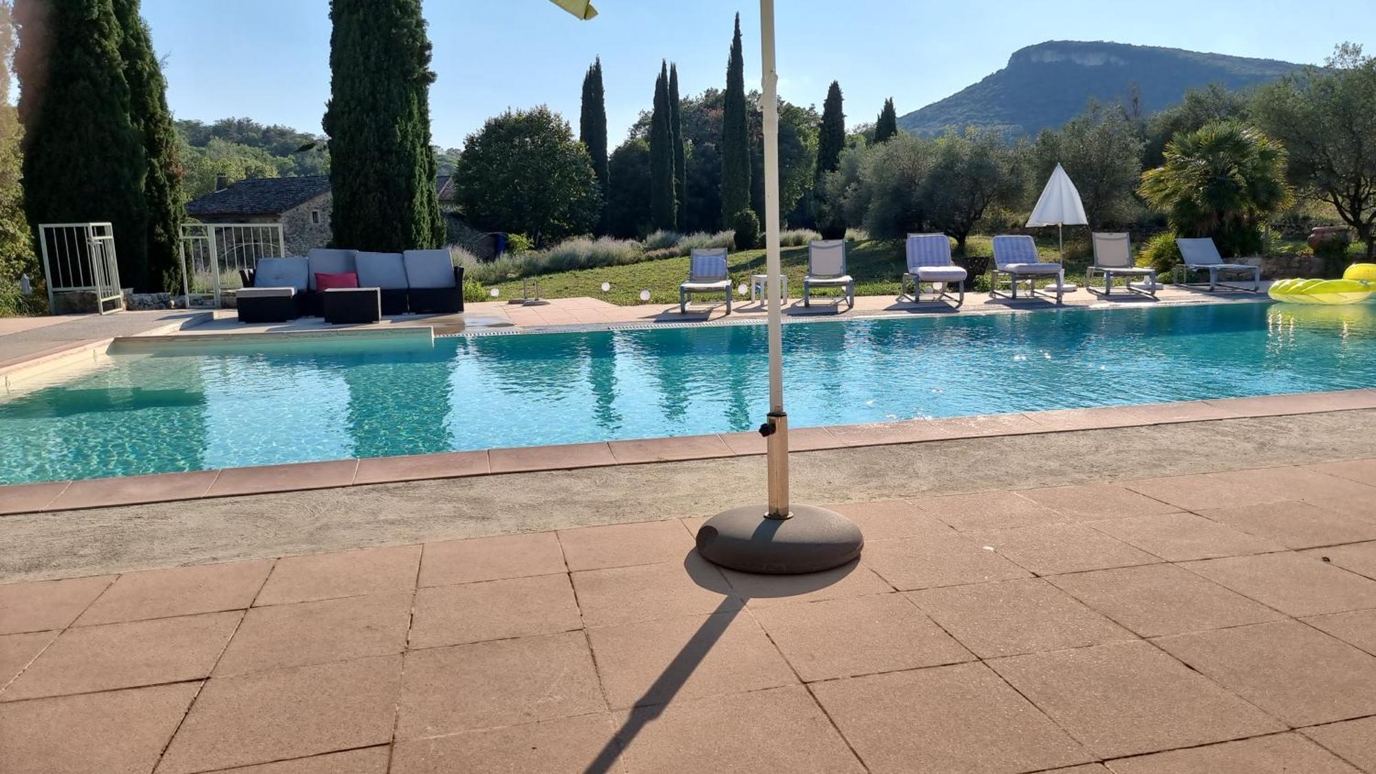 Hotel Domaine Du Moulin De Cors à La Roque-sur-Cèze Extérieur photo